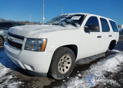 2013 Chevrolet Tahoe Commercial Fleet z USA, uszkodzony, nr VIN 1GNSK2E03DR373226